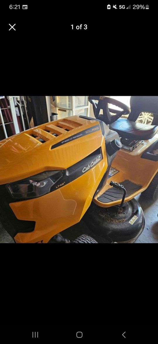 Cub Cadet Riding Lawn Mower