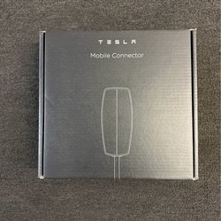 Tesla Mobile Connector