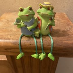Frogs for sale!$3. Frogs With Dangling Legs See Pictures Of Cracks No Chips.