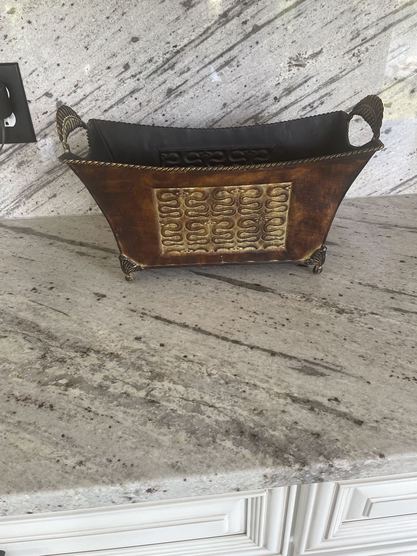 Metal Plant Holder/basket