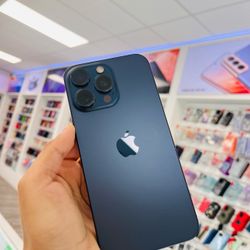 iPhone 15 pro max 256gb unlocked