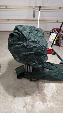 Pop-Up Canopy with Wheeled Carry Bag –