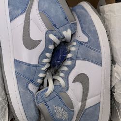 Nike High Jordan 1’s Size 10