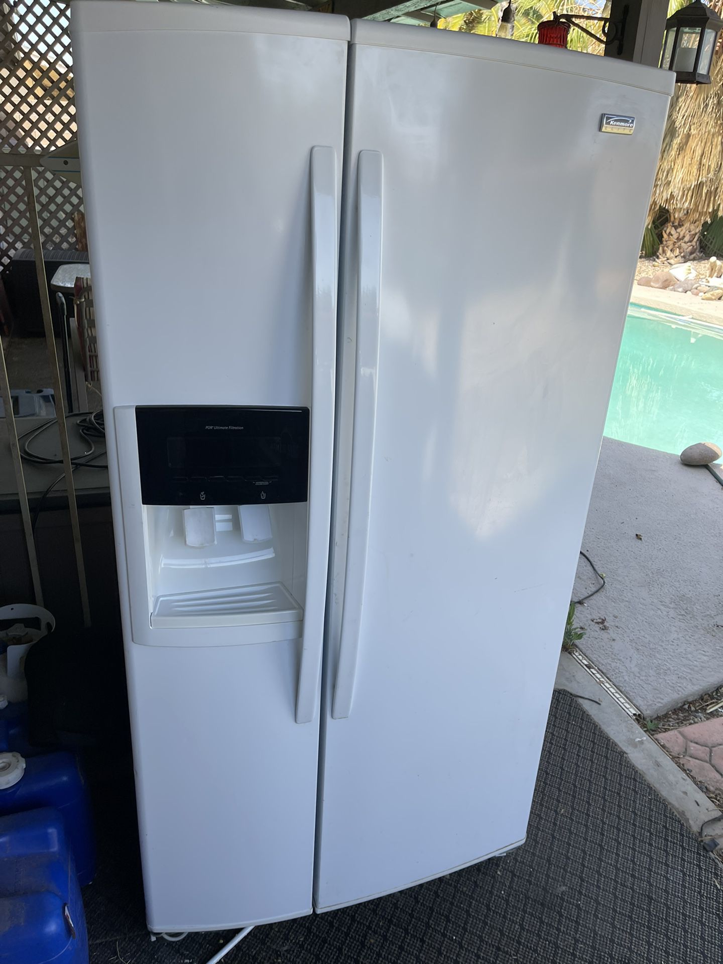Kenmore Elite White Counter Depth Refrigerator With Working Icemaker And Water Dispenser (re-priced for quick sale)