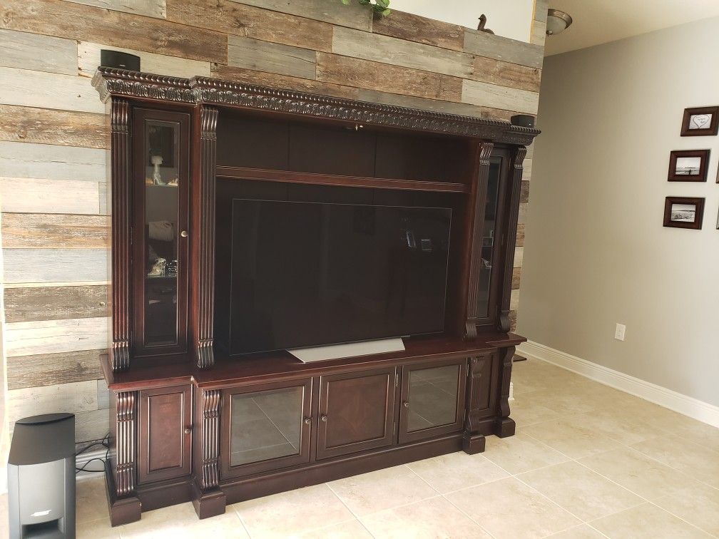 Beautiful Elegant Wall Entertainment Center