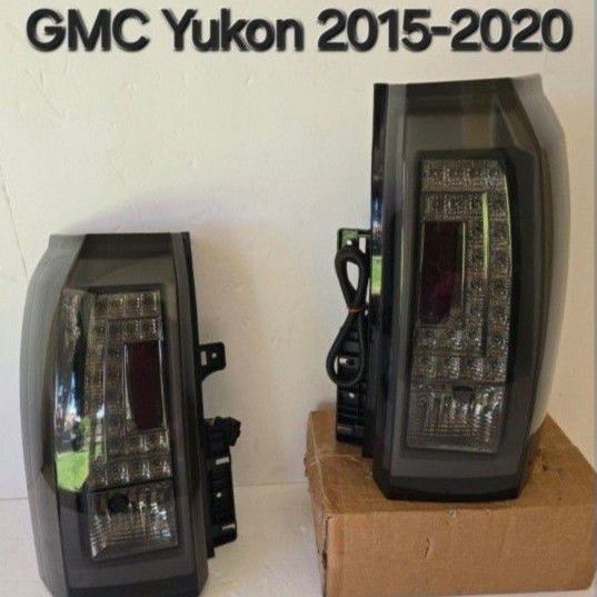 GMC YUKON 2015-2020 Tail Lights 