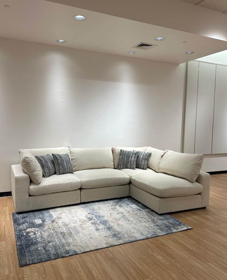 Serene Beige 4 Piece Upholstered Modular Sectional Sofa ✨✨ New