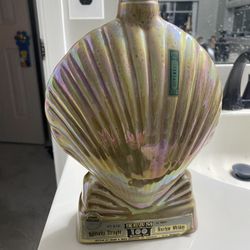 Florida seashell Decanter
