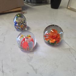 Art Glass Paperweights Hand-blown Glass Art