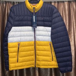 TOMMY HILFIGER PUFFER JACKET 