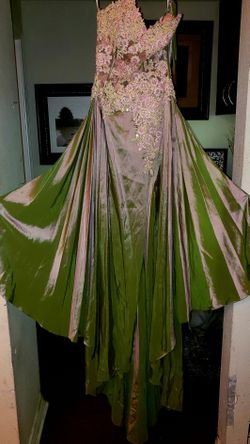 Jovani Iridescent Light Green & Pink Formal Gown