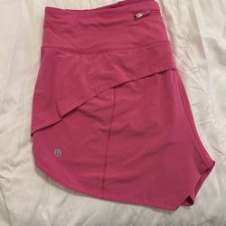 LULULEMON SHORTS