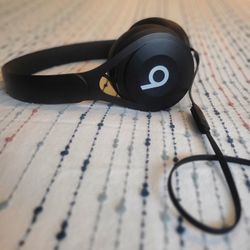 Headphones-Beats By Dre