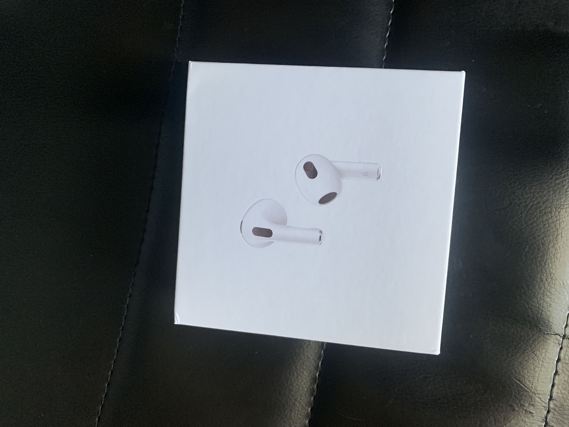 AirPods 4th Gen
