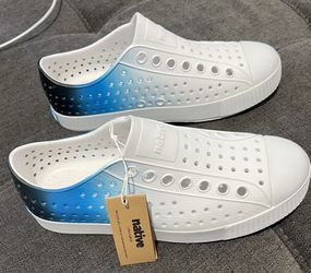 NWT Native White And Blue Ombré Kids Shoes 