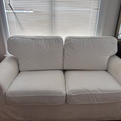 Standard White Love Seat