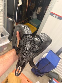 Skull bliss carved ram skull black lotus