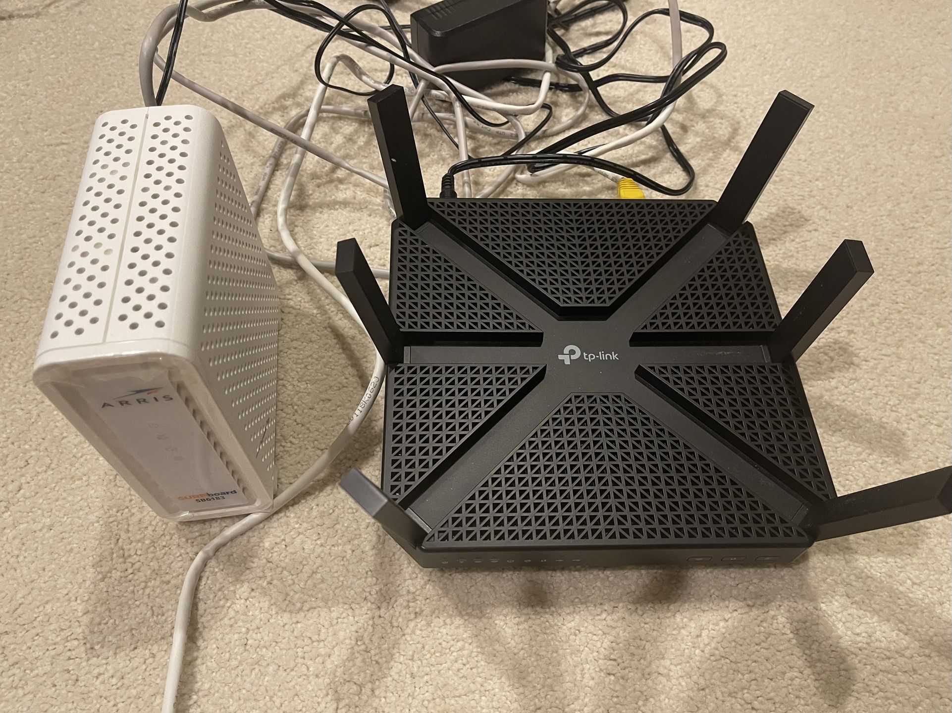 TP-Link Router+Arris Modem Set