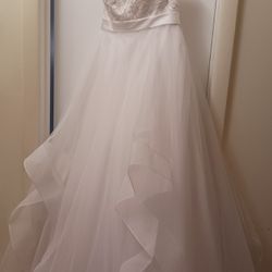 Wedding Dress/Gown