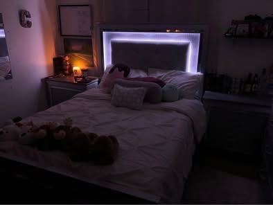 Bed Room Set