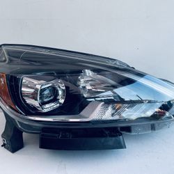 2016-2019 NISSAN SENTRA RIGHT PASSENGER SIDE HEADLIGHT LED OEM