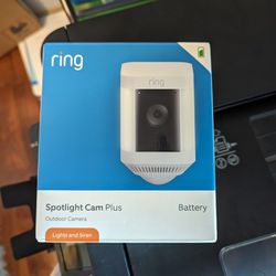Ring Spotlight Cam Plus 