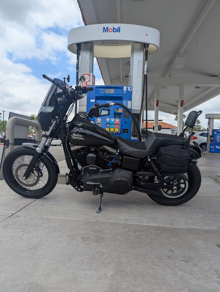 2017  Harley Davidson Street Bob Dyna 