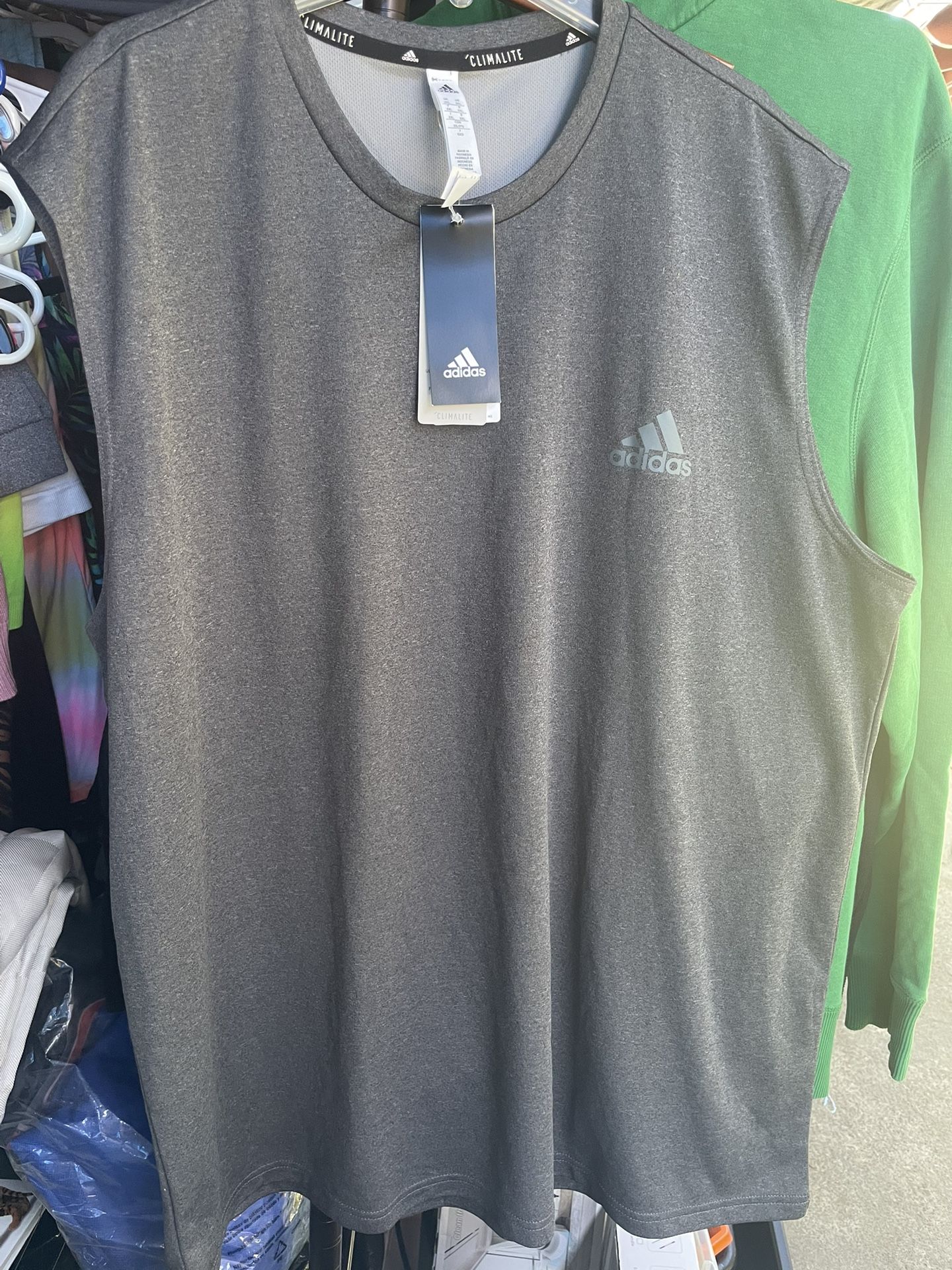 BRAND NEW ADIDAS DESIGNED FOR TRINING WORKOUT SIZE 2XL