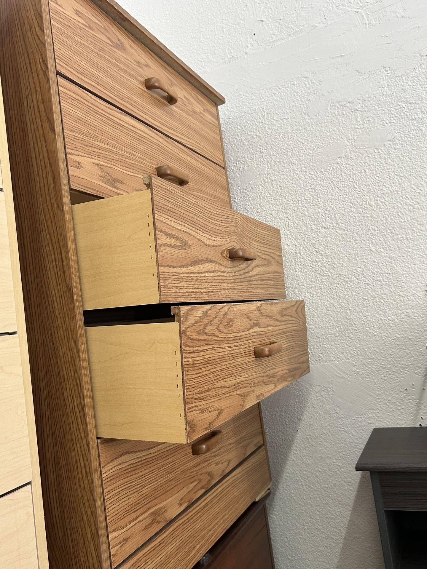 5 Drawers Dresser Available In Different Colors