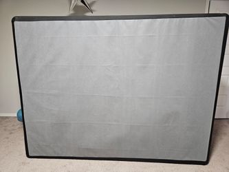 Brand New Queen 9" Mattress Foundation / Low-Profile Box (Non-Spring)