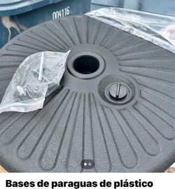 Used market Umbrella and base