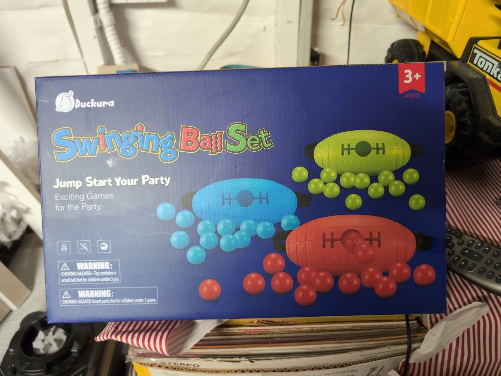 Swinging Ball Set Party Game