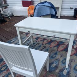 Drawer Desk / Bed