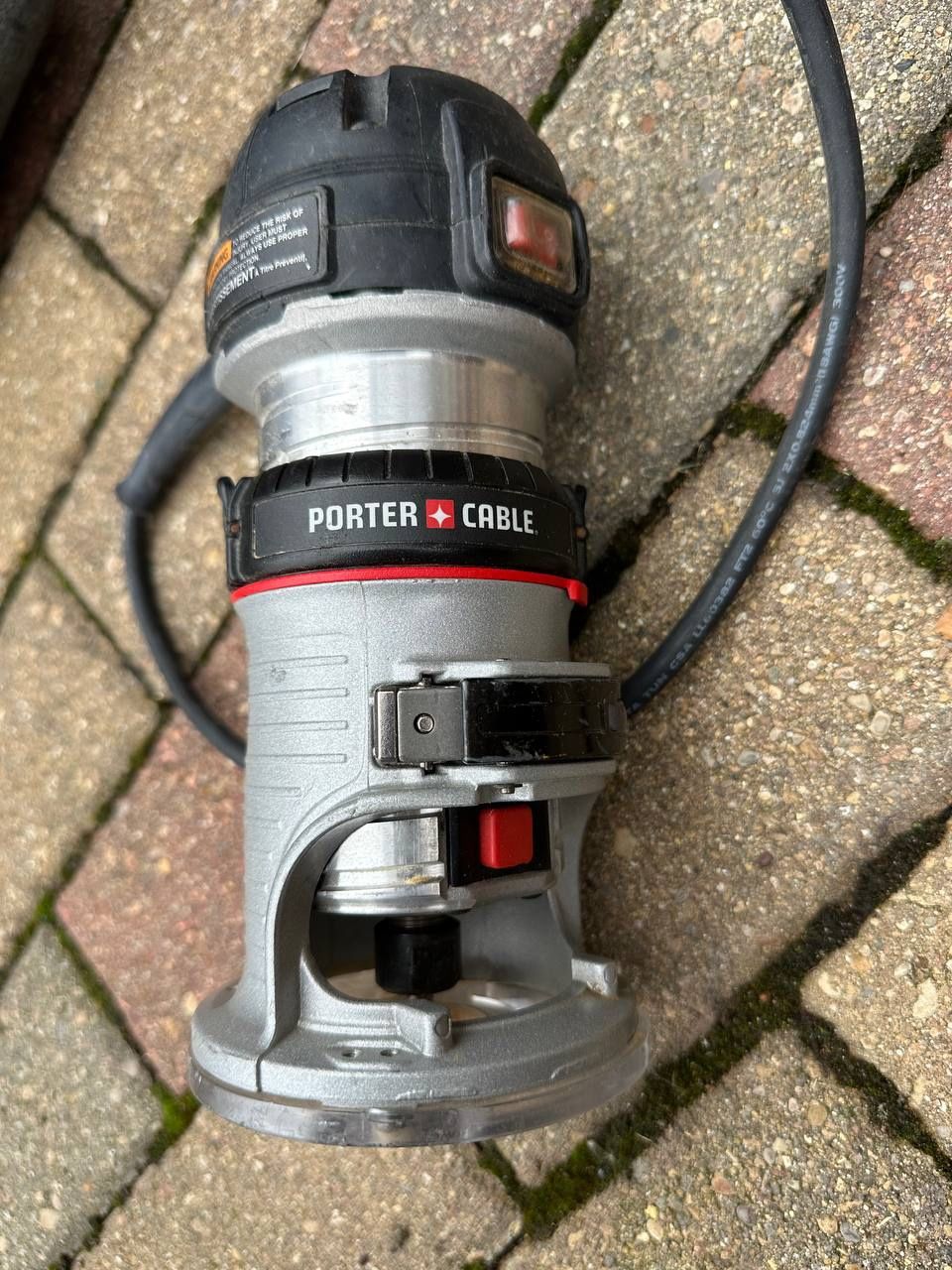 Porter-Cable 4.5 Amp 1/4'' Palm Router