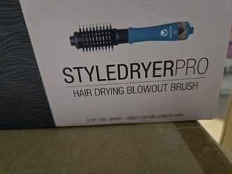 NEW IN BOX Calista StyleDryer Pro Hair Drying Blowout Brush Style 2" Medium Blue Agave
$25