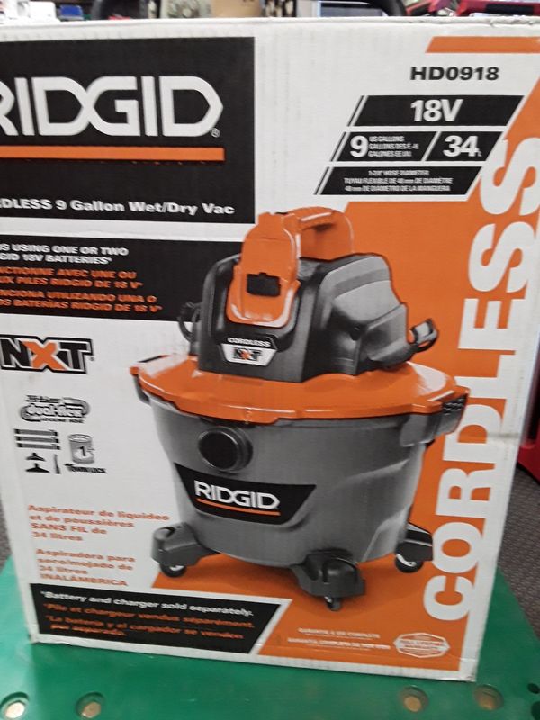 RIDGID 9 Gal. 18Volt Cordless Wet/Dry Shop Vacuum (Tool Only) with
