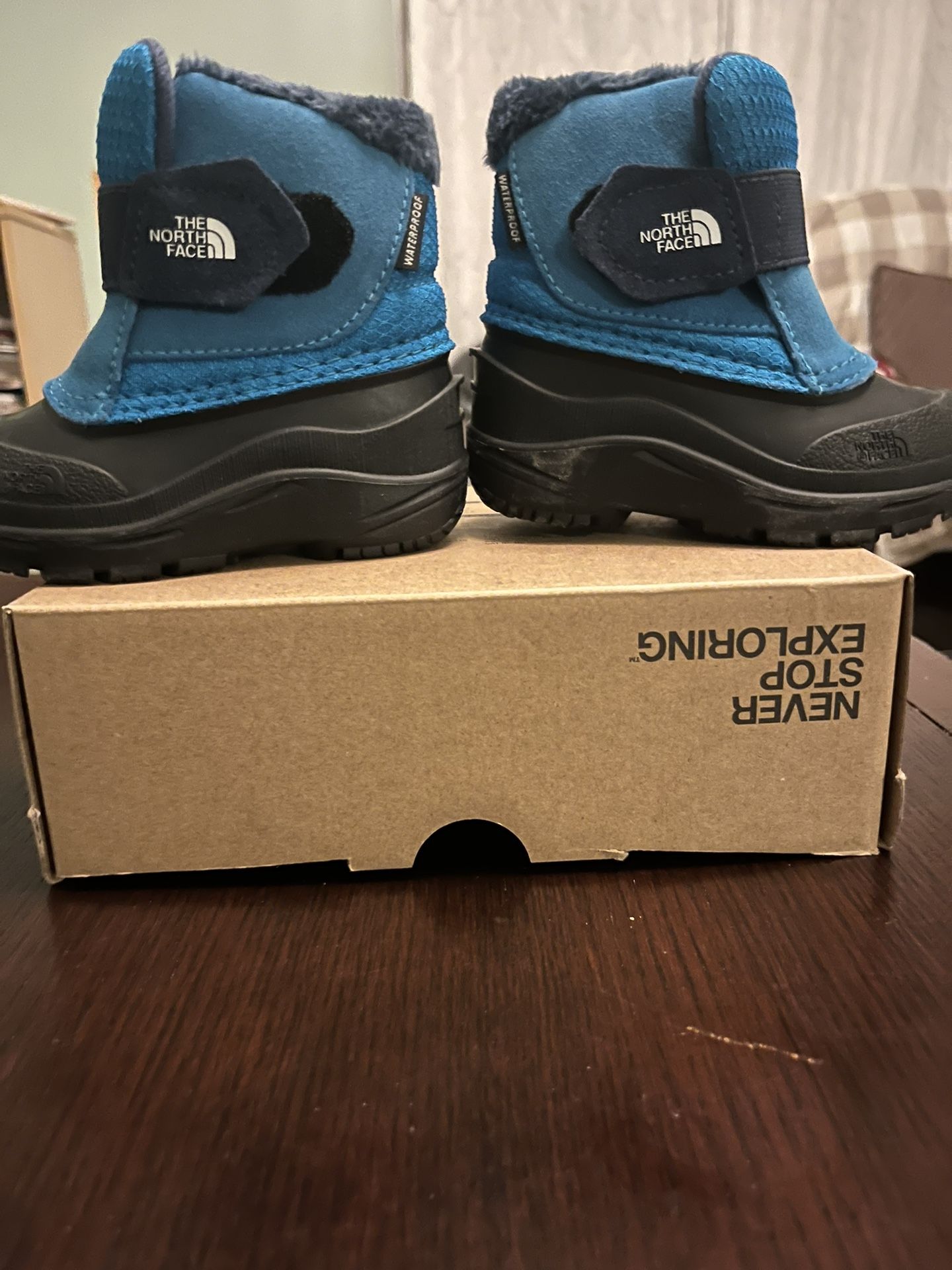 North Face Snow Boots 