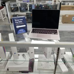 Macbook Pro M1 13" 8GB RAM 256GB 