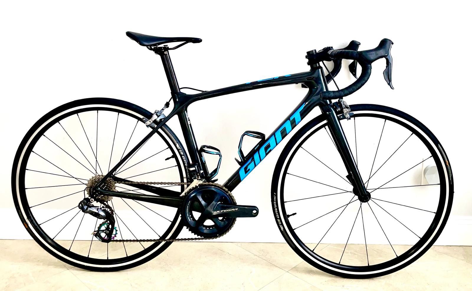 52cm Small Di2 Giant TCR Advanced 0 Pro FULL CARBON Road Bike Di2 11 Speed Shimano Ultegra in Like new condition 2021