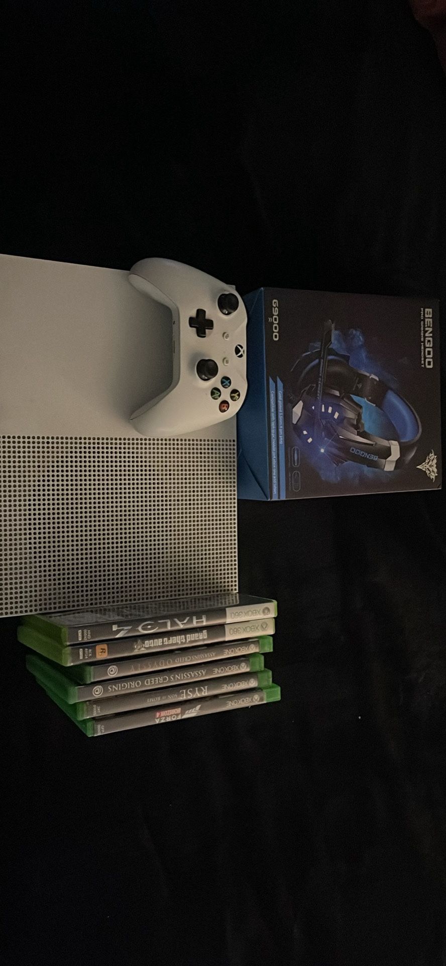 Xbox One S ( Looking To Trade This For A Laptop)