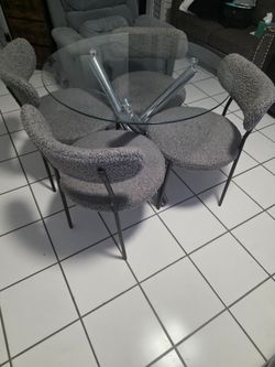 Vendo juego de comedor