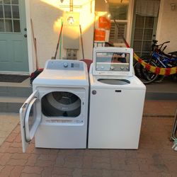 Washer And Gas Dryer 