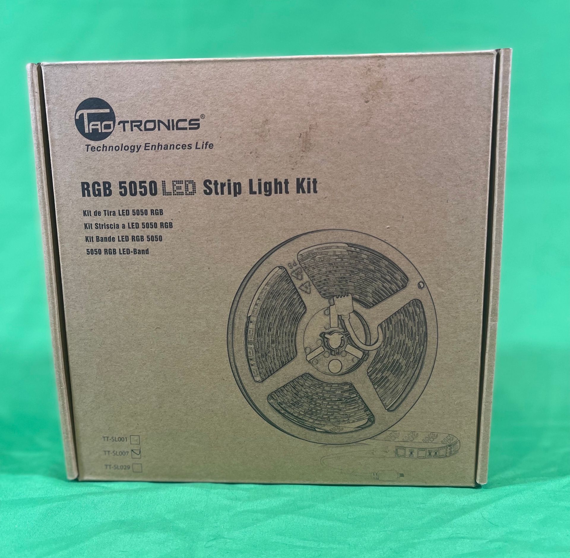 TAOTRONICS 5050 RGB LED LIGHT STRIP KIT