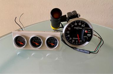 Autometer Gauges