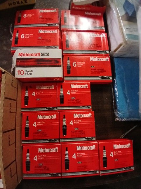 Motorcraft Sparkplugs New
