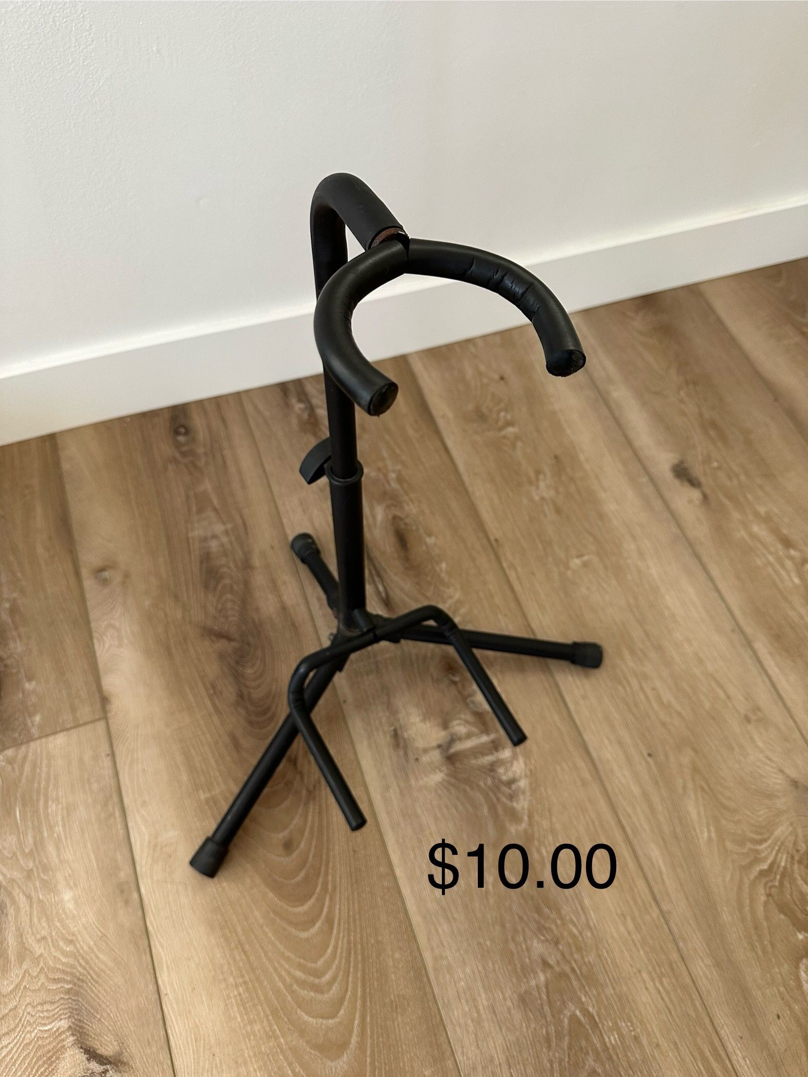 Guitar Stand