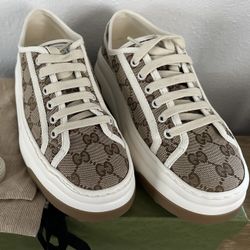 Gucci Tennis Low-Top Sneakers[Size - EU38/US8]