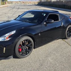 2017 NISSAN 370Z