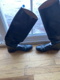 Pull On English Riding Boots Size 8