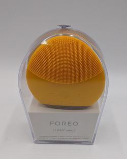 Foreo Mini 2 Electric Facial Cleansing Brush NEW (Sunflower Yellow) with FREE charging cable